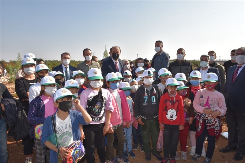 Geleceğe Nefes, Dünyaya Nefes Ağaçlandırma Projesinde İl Müdürlüğümüz Fidan Dikimine Katıldı